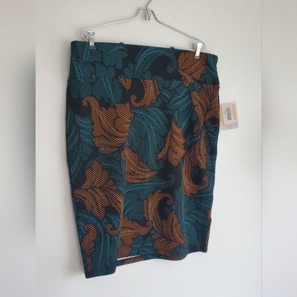 NWT Lularoe Cassie pencil skirt with beautiful stitch print in size 3XL - Picture 5 of 6